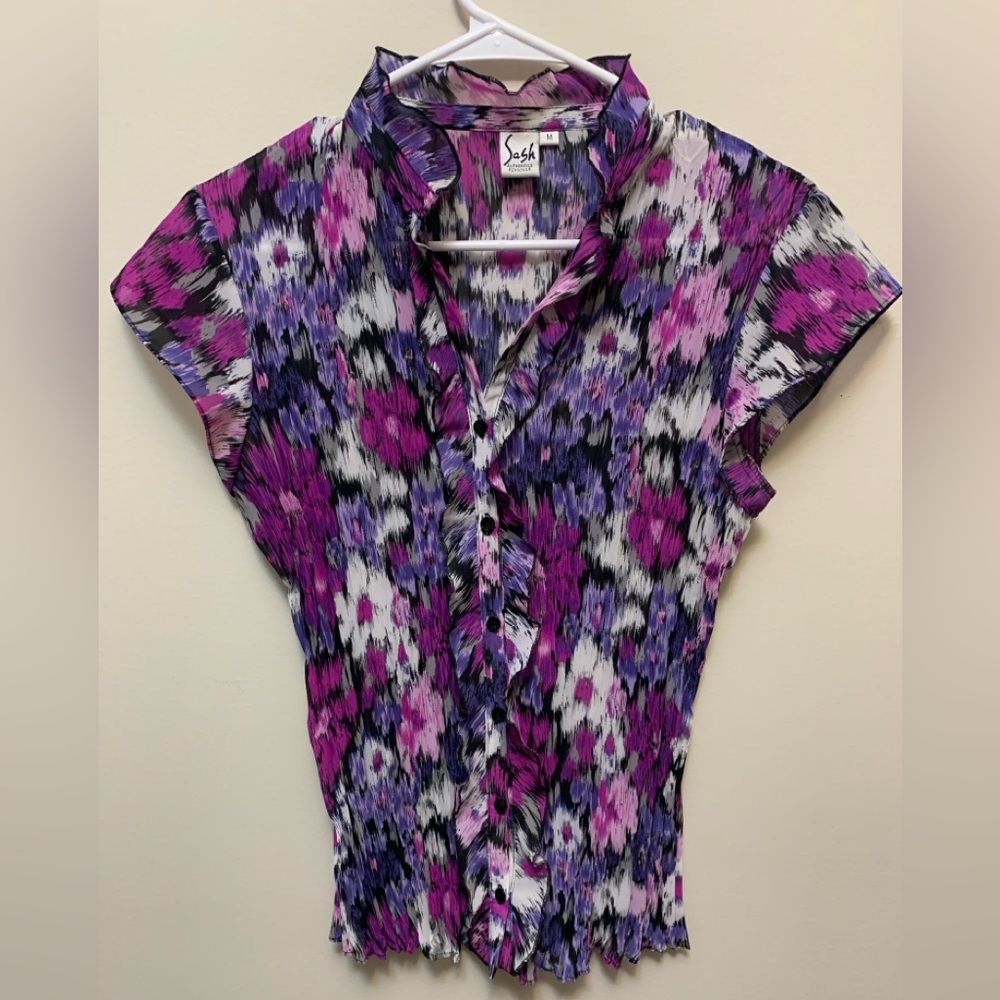 SASH Semi-sheer Acordian Style Top